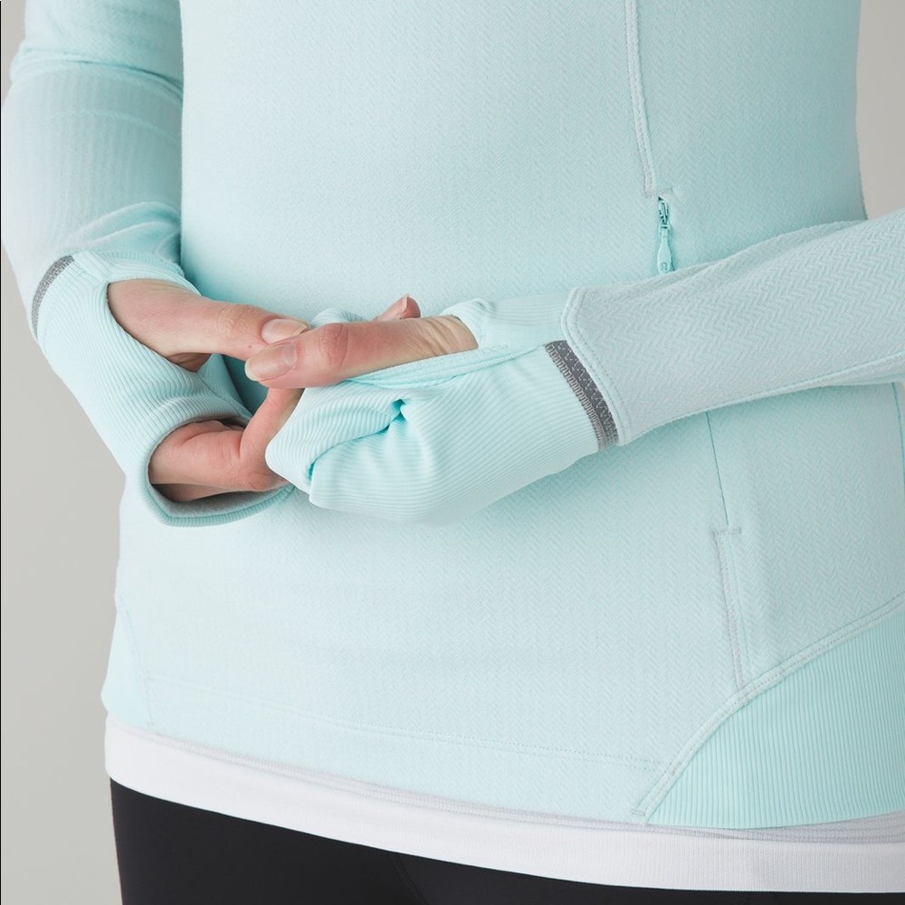 Lululemon Runderful Jacket - Picture 6 of 15